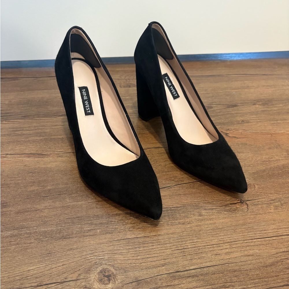 Nine West Black Suede Pointed Toe Block Heel Pumps
